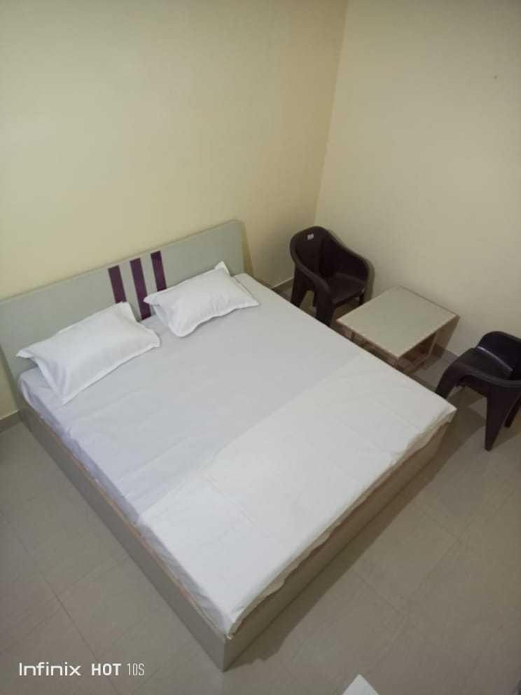 Hotel O Sky View Moradabad Buitenkant foto